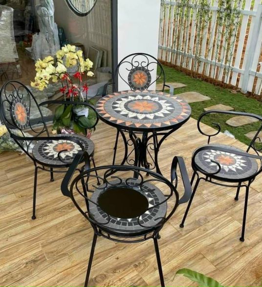 Bộ bàn ăn gia đình 02