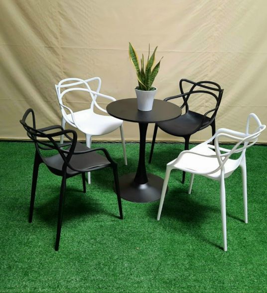 Bộ bàn ghế mẫu 05