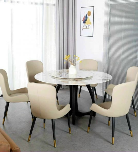 Bàn ăn gia đình 10