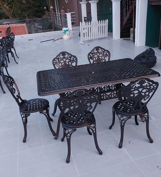 Bộ bàn ghế mẫu 18