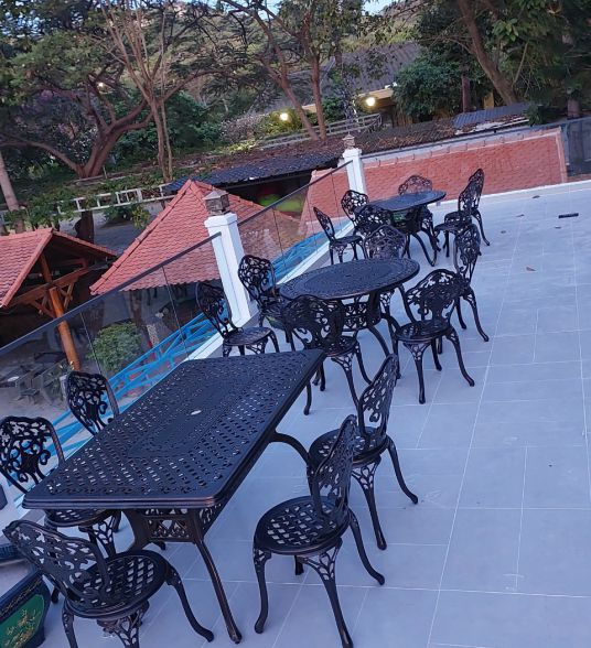 Bộ bàn ghế mẫu 22