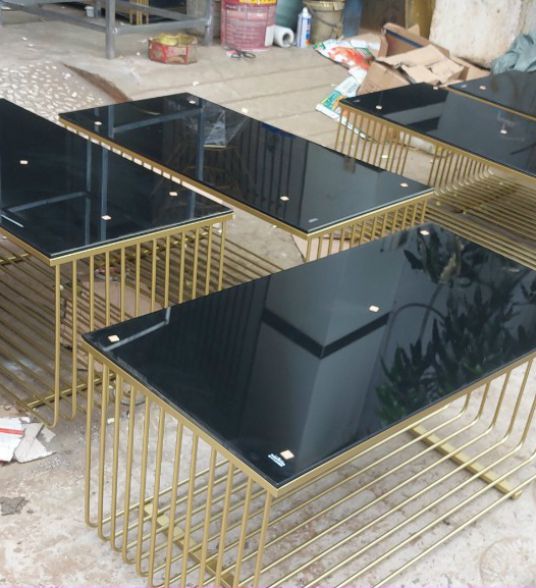 Mẫu bàn phòng khách 04