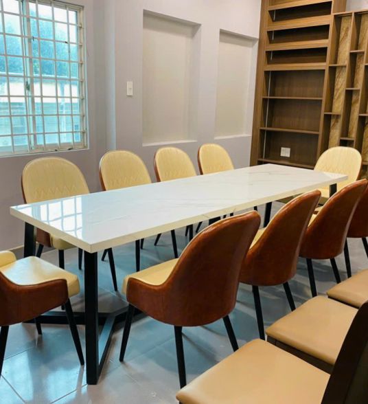 Bàn ghế văn phòng mẫu 03