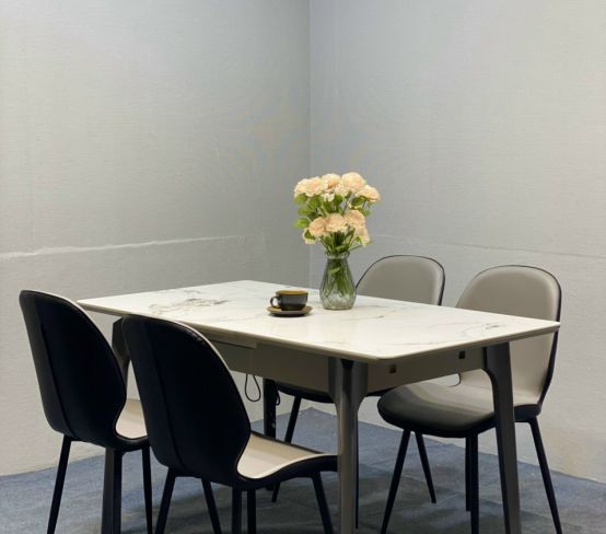 Bàn ăn gia đình 09